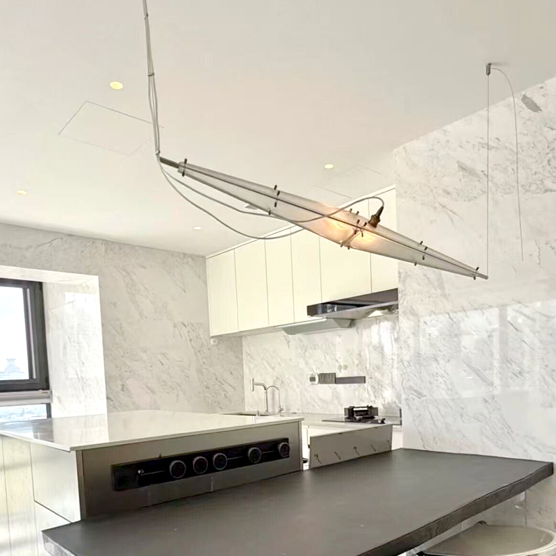 Lampadario in Vetro LED dal De - Home Of The Year Bathroom recensione e prezzo