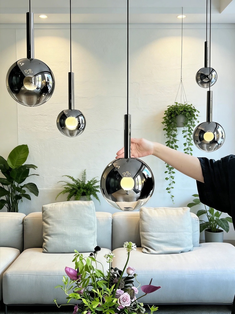 Lampada a Sospensione LED in V - Home Of The Year Bathroom recensione e prezzo